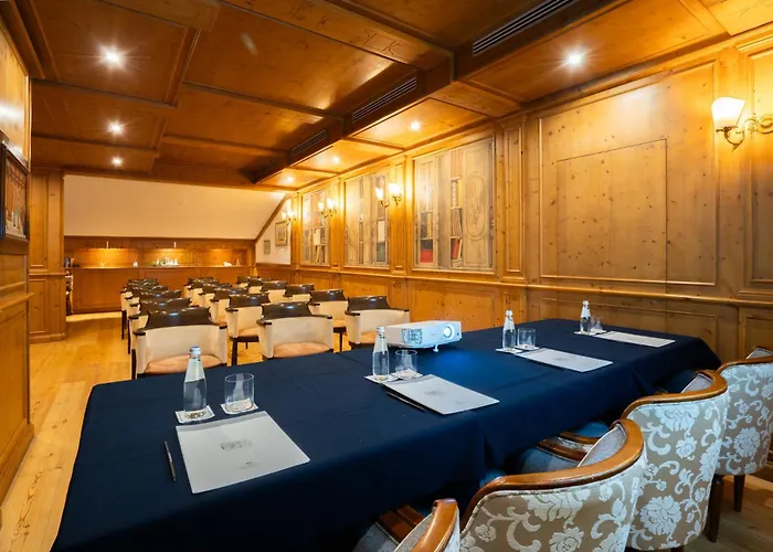 Cristal Palace Hotel Madonna